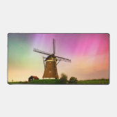Traditionele windmolen onder het Noorderlicht Bureaumat (Voorkant)