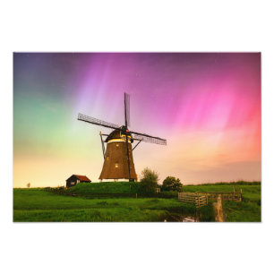 Traditionele windmolen onder het Noorderlicht Foto Afdruk