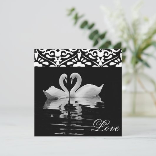 Traditionele zwarte en witte zwitjes huwelijksuitn kaart (Staand voorkant)