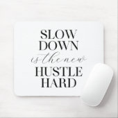 Trage omlaag is de nieuwe harde toon muismat (Met muis)