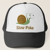 Trage Poke - Groene en bruine slak Trucker Pet (Voorkant)