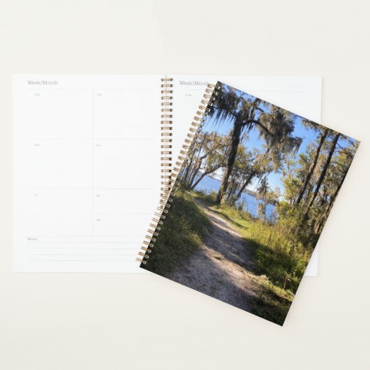 Trail bij de rivier planner (Display)