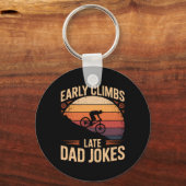 Trail Dust Trots Smiley Mountainbiken Papa Sleutelhanger (Voorkant)
