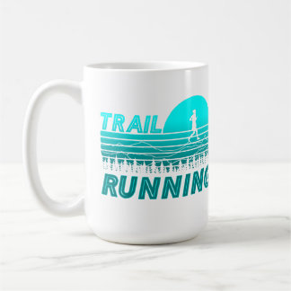 Trail Running blauen Sonnenuntergang mit Bergen  Koffiemok