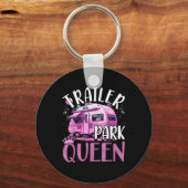 Trailer Park Koningin Grappige Camping Roze Traile Sleutelhanger (Voorkant)
