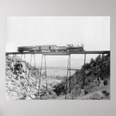 Train Crossing High Bridge, 1890.  foto Poster (Voorkant)