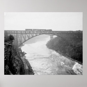 Train Crossing Niagara River, 1910. foto Poster