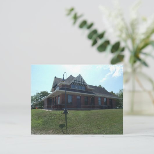 Train depot briefkaart (Staand voorkant)