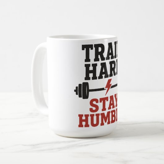 Train Hard Stay Humble - Gym Motivation De Koffiemok (Voorkant links)