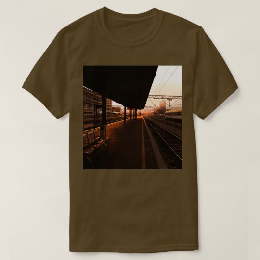 Train Station Sunrise T-shirt (Design voorkant)