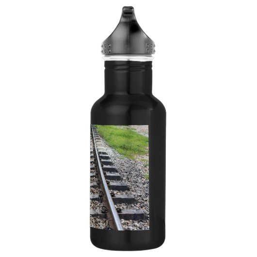 Train Tracks Along Grass Closeup Waterfles (Rechts)