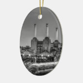 Trains pass Battersea Power Station, Londen Keramisch Ornament (Links)