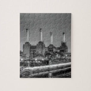 Trains pass Battersea Power Station, Londen Legpuzzel