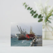 Trampers en zeegarren, Nederlandse haven, AK Briefkaart (Staand voorkant)