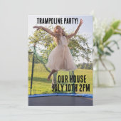 TRAMPOLINE FEEST Aangepaste uitnodigingen (Staand voorkant)