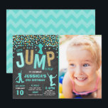 Trampoline Partij bij de uitnodigingen van de Jump<br><div class="desc">Uitnodiging om de volgende dag te vieren Alle design zijn © PIXEL PERFECTION PARTY LTD</div>