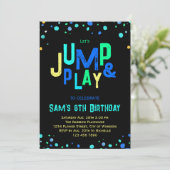 Trampoline Verjaardag Uitnodiging Jump Play Party (Staand voorkant)