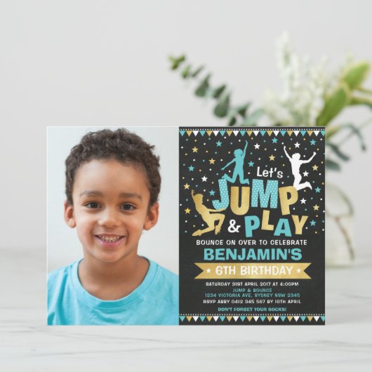 Trampoline Verjaardagsfeest Jump Bounce Blue Gold Kaart (Staand voorkant)