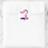trampolining unicorn ronde sticker (Tas)