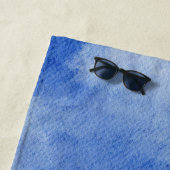 Tranquil Custom Sky Dreams Waterverf Blauw & Wit Strandlaken (In situ)