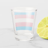 Trans Pride. Shot Glas (Achterkant)
