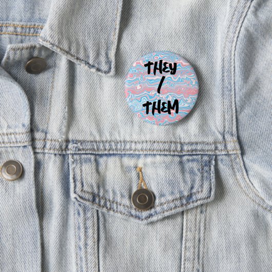 Trans Pride-vlag Trippy Boho Groovy Golvende Strep Ronde Button 5,7 Cm (In situ)