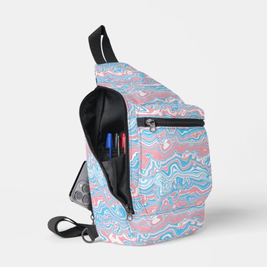 Trans Pride Vlag Trippy Boho Groovy Golvende Strep Sling Bag (Open)