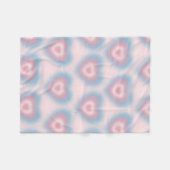 Trans vlag kleuren op een wazig hart fleece deken (Voorkant (Horizontaal))