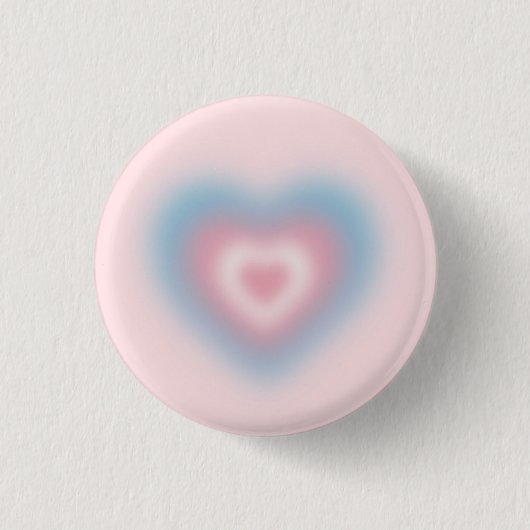 Trans vlag kleuren op een wazig hart ronde button 3,2 cm (Voorkant)