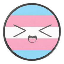 Trans vlag met schattig opgewonden gezicht hockeyp