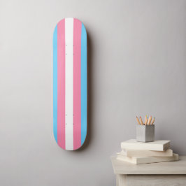 Trans vlag op skateboard