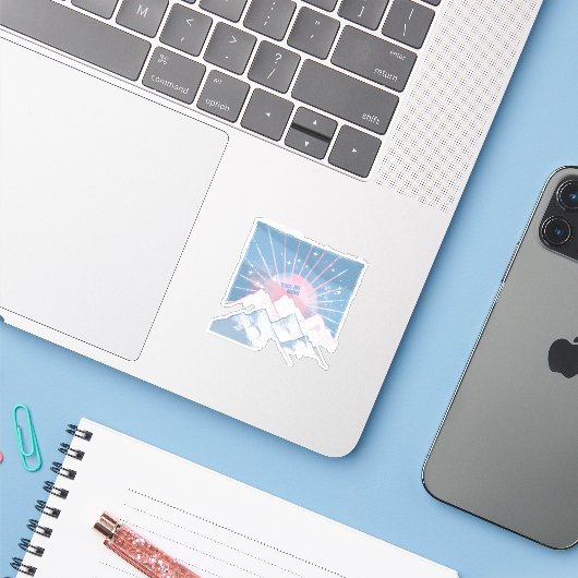 Trans Vreugde Opgang – LGBTQ Bergkamperen Pride Sticker (Laptop met iPhone)