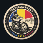 Transfagarasan Roemenië | | Motorfiets Magneet<br><div class="desc">Transfagarasan gedaan in een ,  verontruste stijl embleem. Het is een bekende schilderachtig weg in Roemenië.</div>
