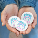 Transgender Ally Ronde Button 5,7 Cm<br><div class="desc">Een  transgenderregenboog gemaakt met de kleuren van de transpride vlag blauw,  roze en wit. Geweldig geschenk voor vrienden of familie die hun dierbaren steunen in hun overgang.</div>