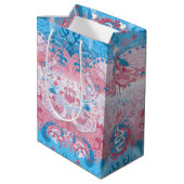 Transgender Dragon Damask - Trans Pride Flag Kleur Medium Cadeauzakje (Achterkant Gekanteld)