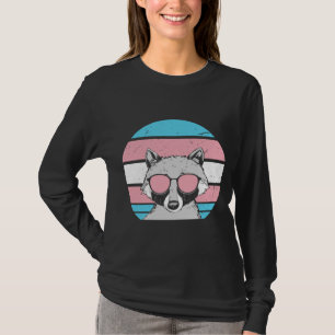 Transgender wasbeer draagt bril LGBTQ Pride Fl T-shirt