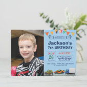 Transportauto Vrachtwagen Birthday Fotouitnodiging Kaart (Staand voorkant)