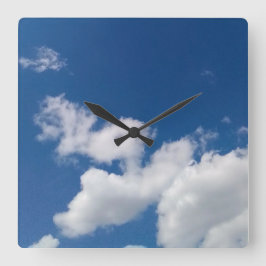 Trappen in de wolken vierkante klok