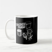 Trashed Panda Funny Drunk Racoon Koffiemok (Links)