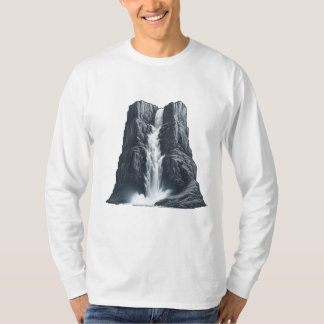 Traumhafter Wasserfall T-shirt
