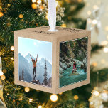 Travel Memories Square foto's Decoratie<br><div class="desc">Vier je avontuurjaar met een gepersonaliseerd reisfoto kubus ornament. Dit moderne ornament beschikt over vijf vierkante fotosjablonen, waarmee u uw jaarlijkse reisavonturen in stijl kunt laten zien. De top toont trots "Ons Jaar van Avontuur" samen met het specifieke jaar, waardoor het een perfecte aandenken is. De eenvoud benadrukt uw gekoesterde...</div>