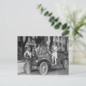 Travel Photographer, 1927 Briefkaart (Staand voorkant)