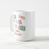 Travel Squad – Schattigee vakantie Essentials Koffiemok (Voorkant links)