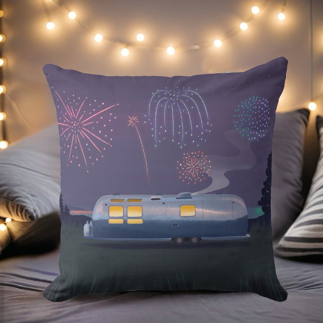 Travel Trailer Zilveren RV & Night Sky Square Kussen (Creator heeft geüpload)