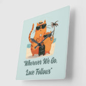 Travelling Cat Love Moment Wall Clock Vierkante Klok (Hoek)