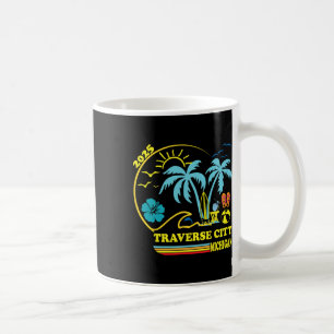 Traverse City Michigan Familie Vakantie 2025 Match Koffiemok