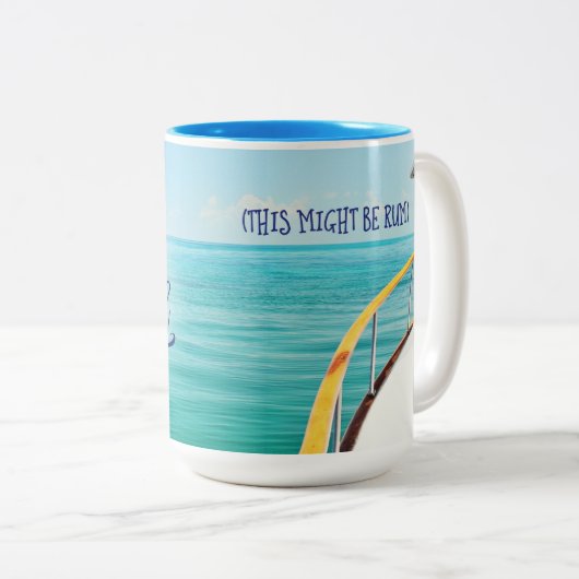 Trawler Trash - (Dit kan rum zijn) Tweekleurige Koffiemok (Voorkant rechts)