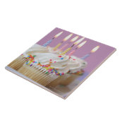 Tray van verjaardagskopjes met kaarsen tegeltje (Zijkant)