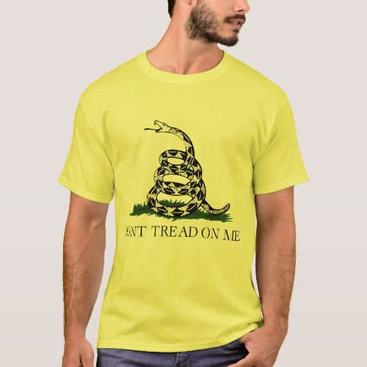 Tread niet op mij, Gadsden vlag theefeest T-shirt (Voorkant)
