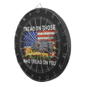 trede op degenen die op je T-Shirt Classic Ro Dartbord (Voorkant Rechts)